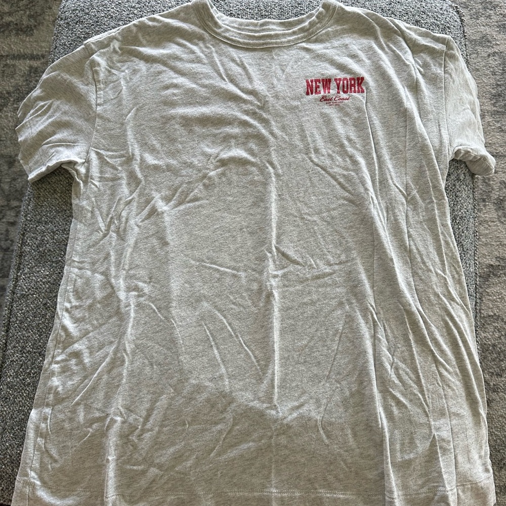 Old Navy Gray Oversize New York Tee